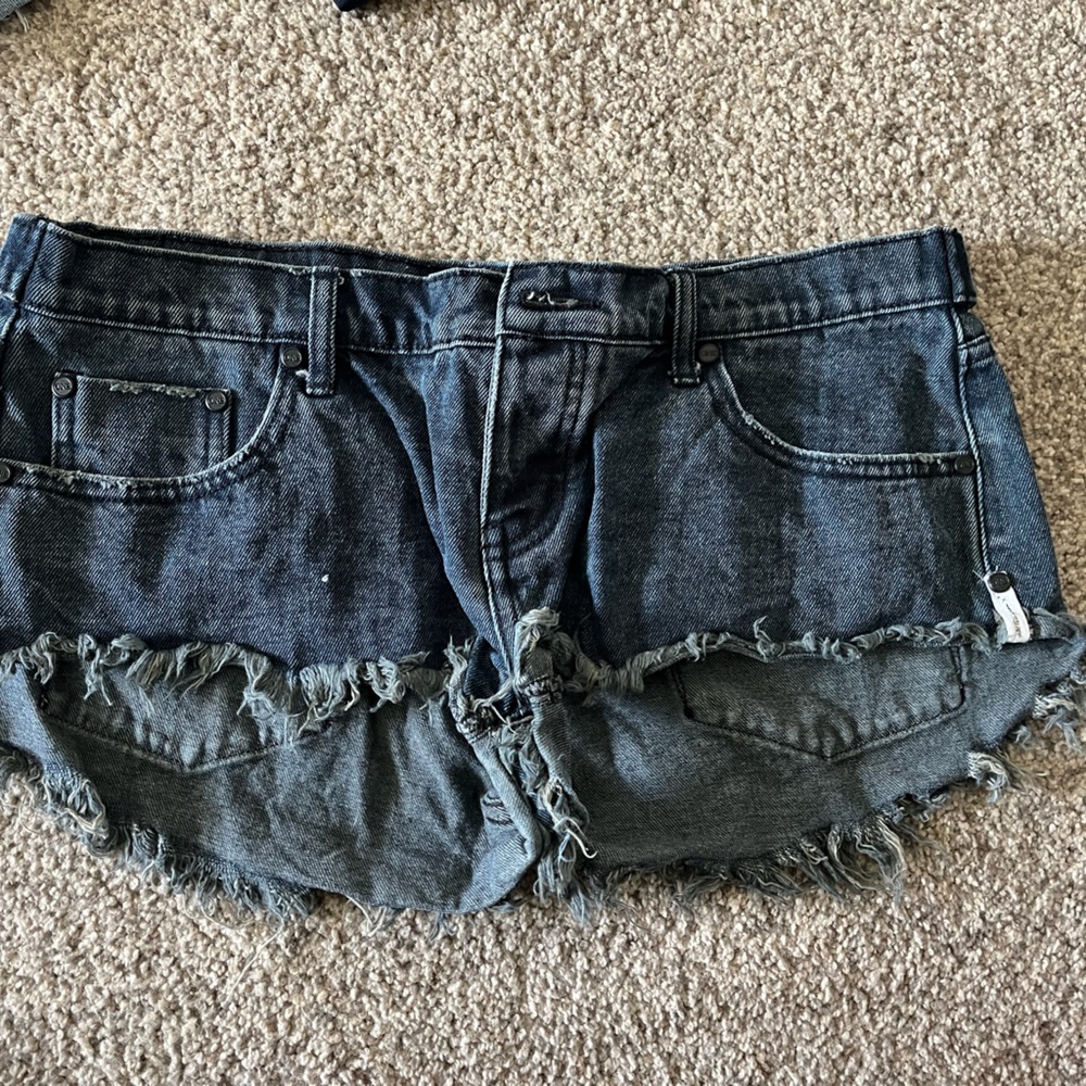One teaspoon shorts